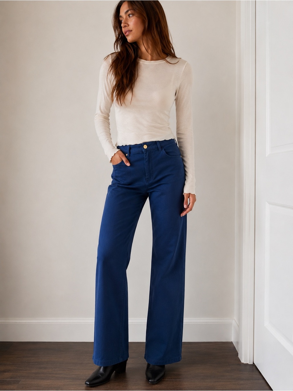 St. John Sporty Sapphire Blue Straight Leg Pants Size 6 Made USA
